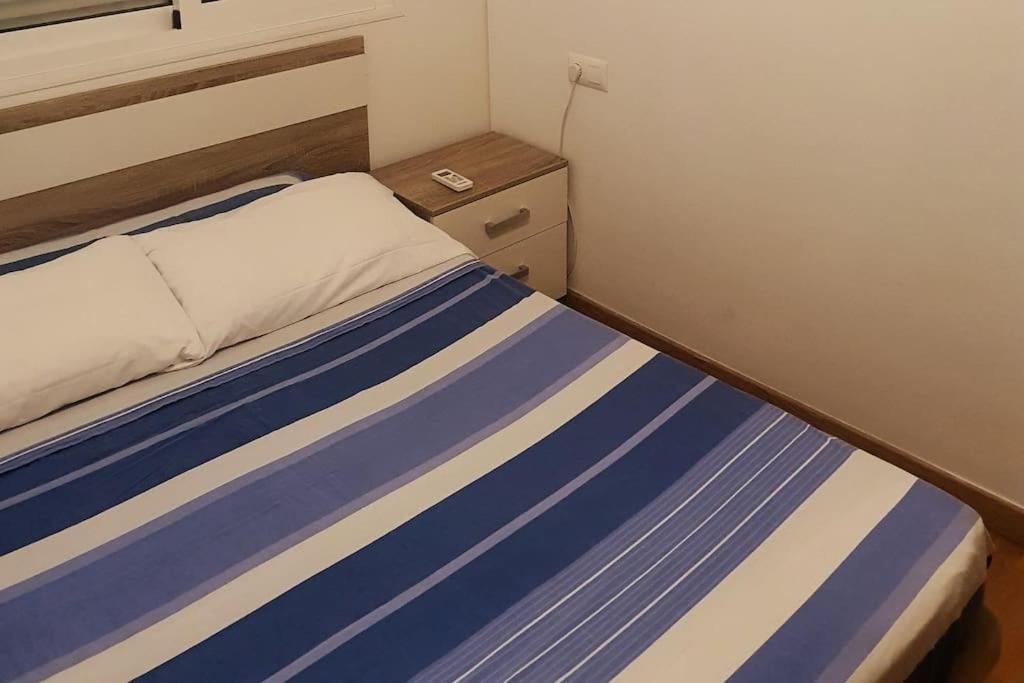 2F, Aire Acondic, 80M2, 2 Dormitorios, 4 Huespedes, Wifi Gratis La Línea de la Concepción Zewnętrze zdjęcie