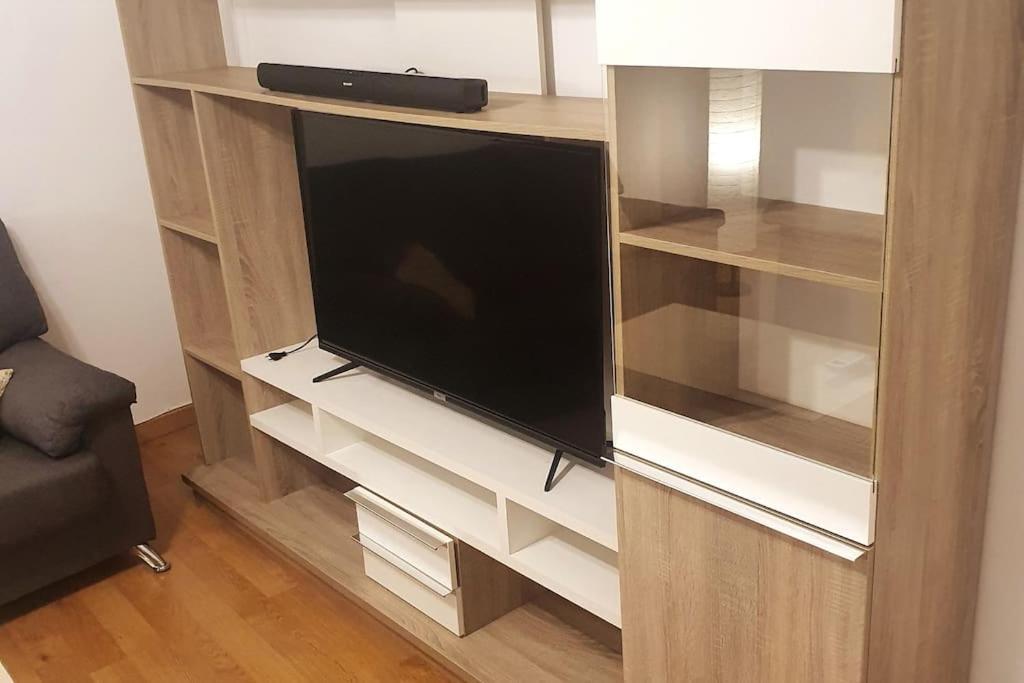 2F, Aire Acondic, 80M2, 2 Dormitorios, 4 Huespedes, Wifi Gratis La Línea de la Concepción Zewnętrze zdjęcie