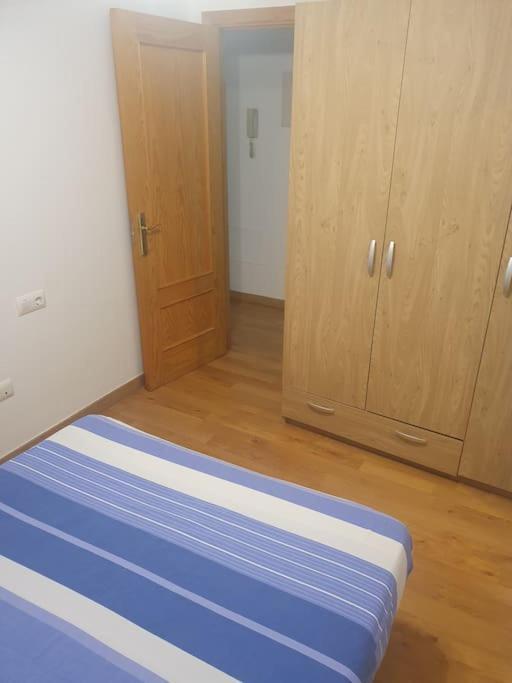 2F, Aire Acondic, 80M2, 2 Dormitorios, 4 Huespedes, Wifi Gratis La Línea de la Concepción Zewnętrze zdjęcie