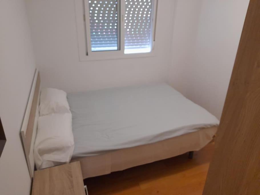 2F, Aire Acondic, 80M2, 2 Dormitorios, 4 Huespedes, Wifi Gratis La Línea de la Concepción Zewnętrze zdjęcie