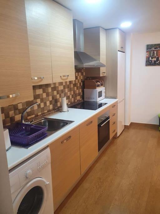 2F, Aire Acondic, 80M2, 2 Dormitorios, 4 Huespedes, Wifi Gratis La Línea de la Concepción Zewnętrze zdjęcie